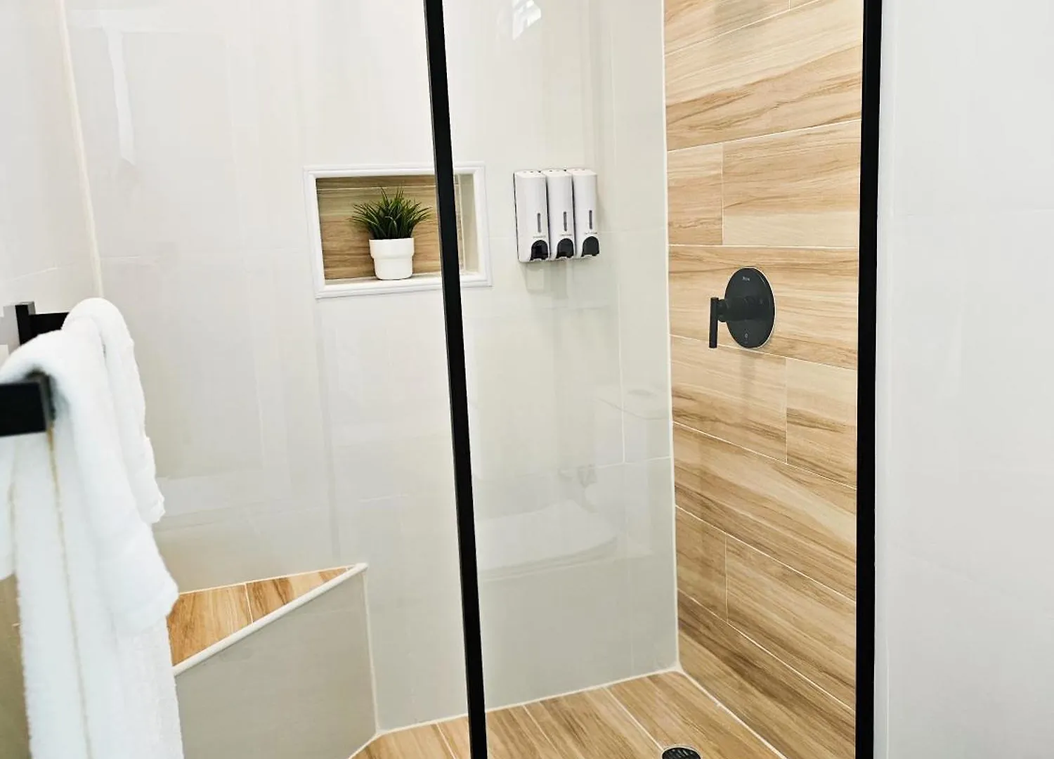 De La Isla Suite, Isabela Porto Rico